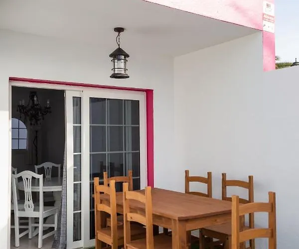 Galera Boutique Art With Private Pools, Free Wifi & Bbq, By Amazzzing Travel קורלחו