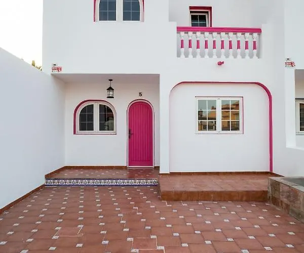 וילה Galera Boutique Art With Private Pools, Free Wifi & Bbq, By Amazzzing Travel קורלחו