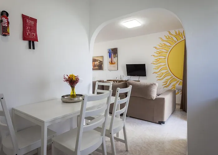 Galera Boutique Art With Private Pools, Free Wifi & Bbq, By Amazzzing Travel קורלחו