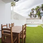 Villa Galera Boutique Art With Private Pools, Free Wifi & Bbq, By Amazzzing Travel *