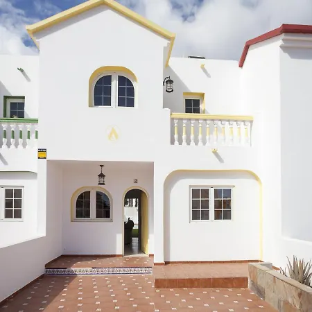 Galera Boutique Art With Private Pools, Free Wifi & Bbq, By Amazzzing Travel