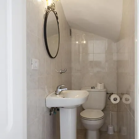 빌라 Galera Boutique Art With Private Pools, Free Wifi & Bbq, By Amazzzing Travel