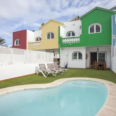 빌라 Galera Boutique Art With Private Pools, Free Wifi & Bbq, By Amazzzing Travel