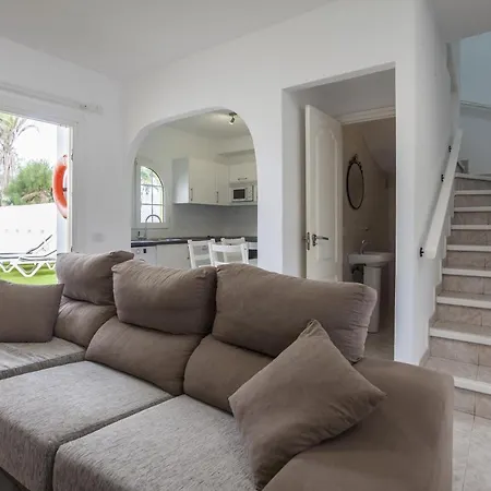 Galera Boutique Art With Private Pools, Free Wifi & Bbq, By Amazzzing Travel 빌라