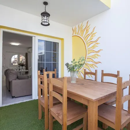 Galera Boutique Art With Private Pools, Free Wifi & Bbq, By Amazzzing Travel 빌라