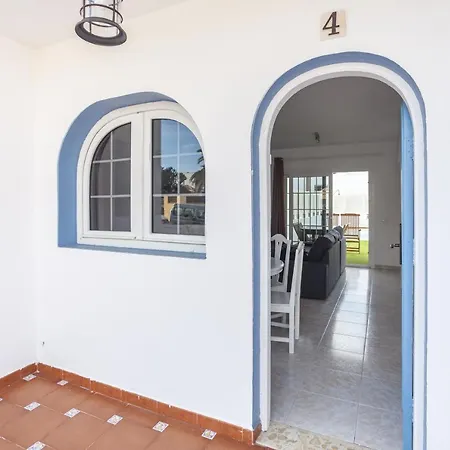 Villa Galera Boutique Art With Private Pools, Free Wifi & Bbq, By Amazzzing Travel