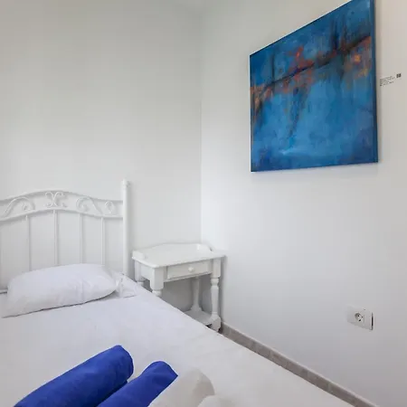 Villa Galera Boutique Art With Private Pools, Free Wifi & Bbq, By Amazzzing Travel *