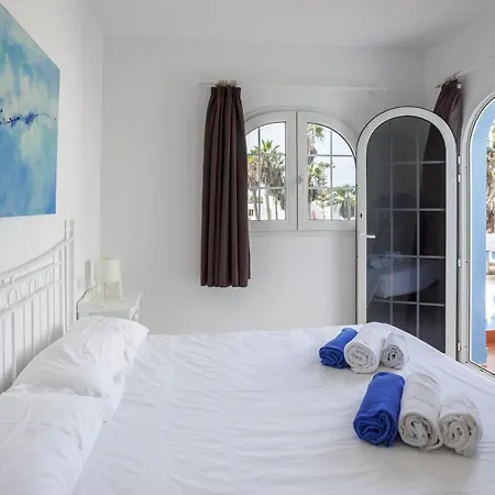 Galera Boutique Art With Private Pools, Free Wifi & Bbq, By Amazzzing Travel فيلة