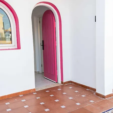 Galera Boutique Art With Private Pools, Free Wifi & Bbq, By Amazzzing Travel فيلة كوراليهو