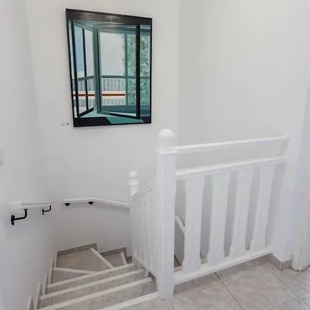 Galera Boutique Art With Private Pools, Free Wifi & Bbq, By Amazzzing Travel Villa *